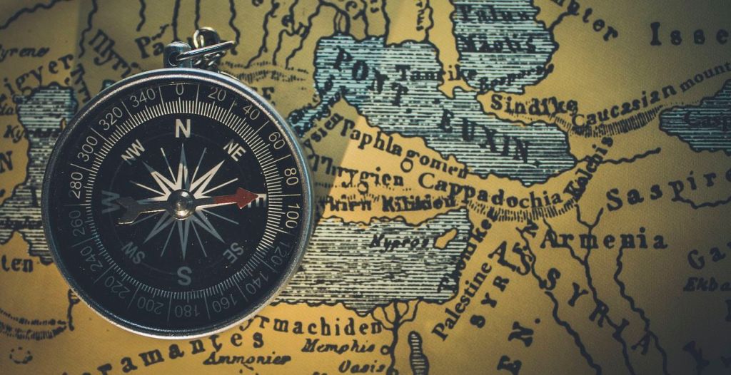 Escritores «brújula» y escritores «mapa»
